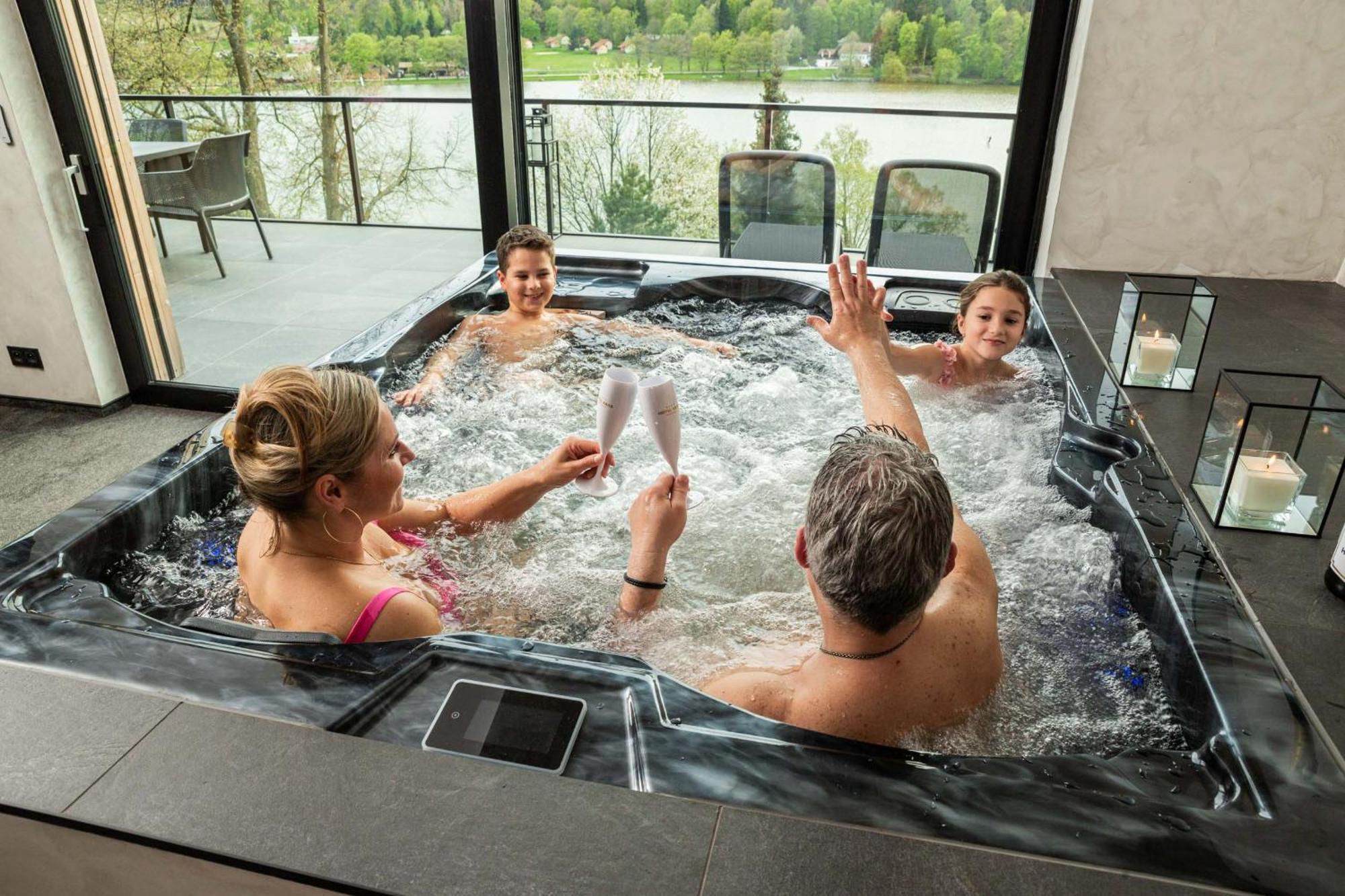 Hotel Kras Jedovnice Zewnętrze zdjęcie
