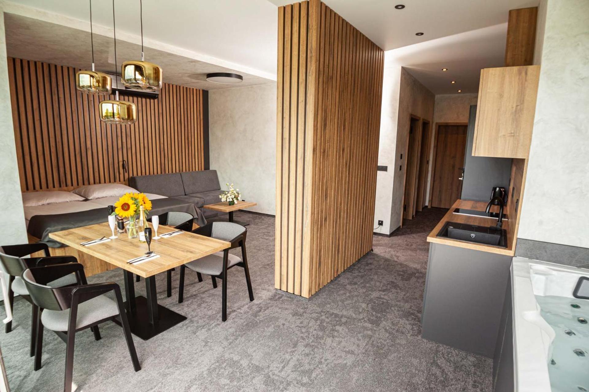 Hotel Kras Jedovnice Zewnętrze zdjęcie